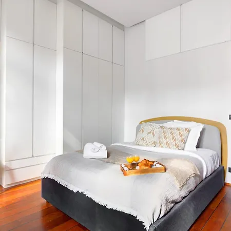 Le Marais & Place De La Republique - 3br 2ba - Vacation Apartment Paris