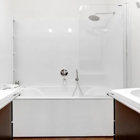 Le Marais & Place De La Republique - 3br 2ba - Vacation * Paris